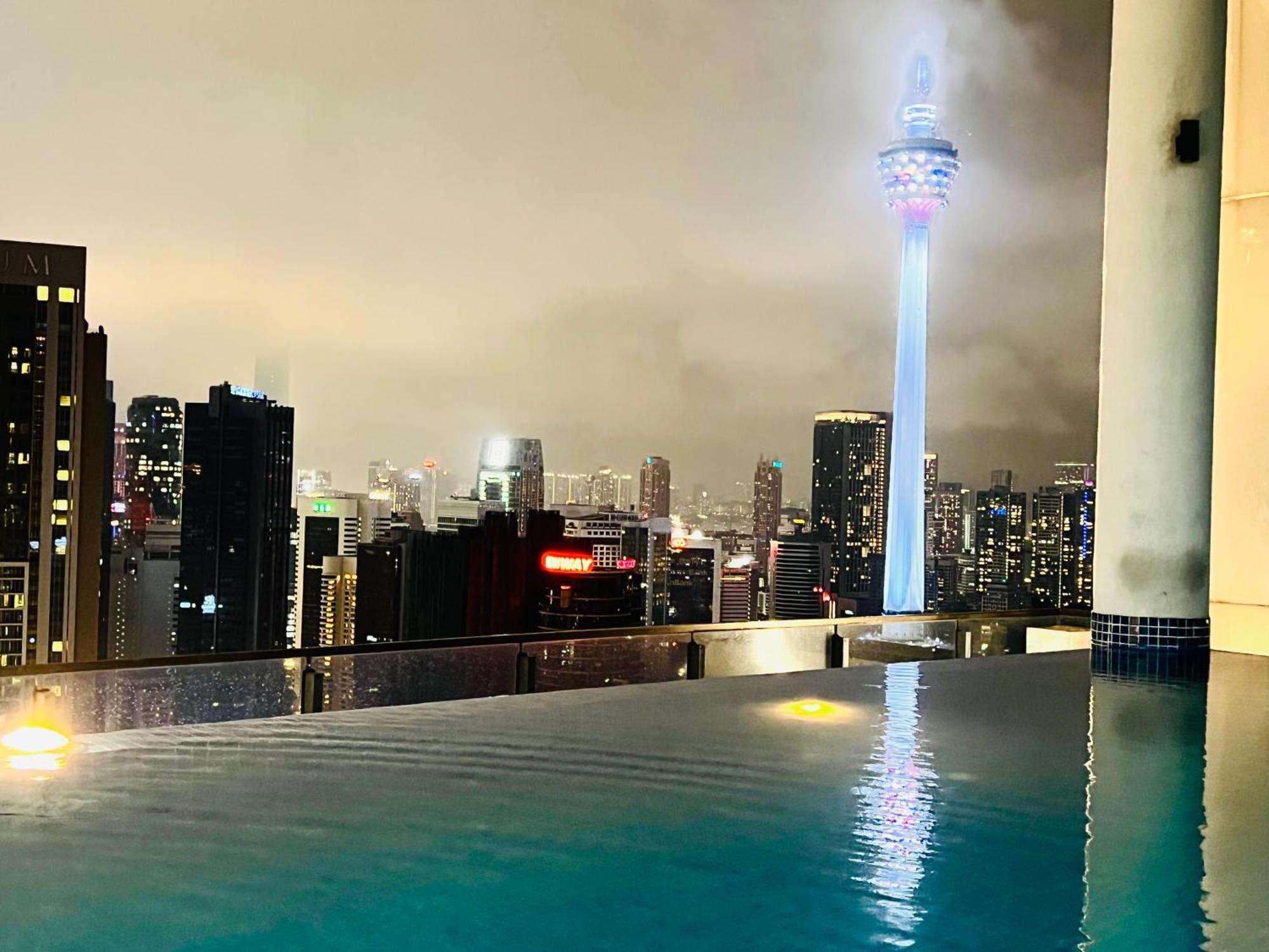 The Luxe Colony Skypool By Tasu Home Kuala Lumpur Exterior photo